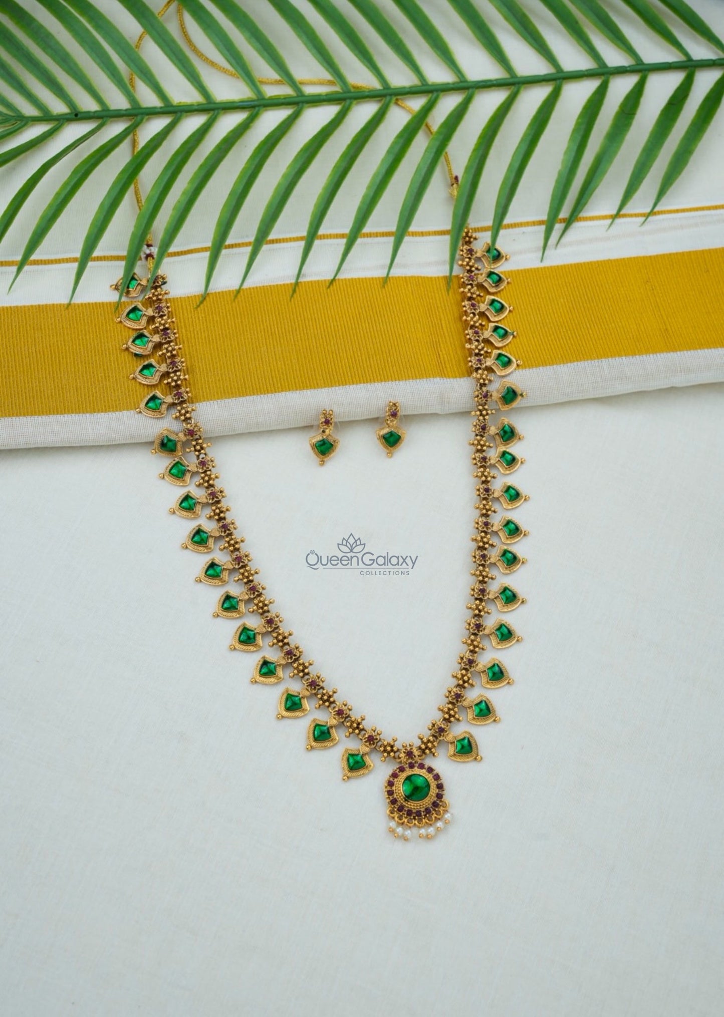 Antique Palakka Model Long Haram With Stud