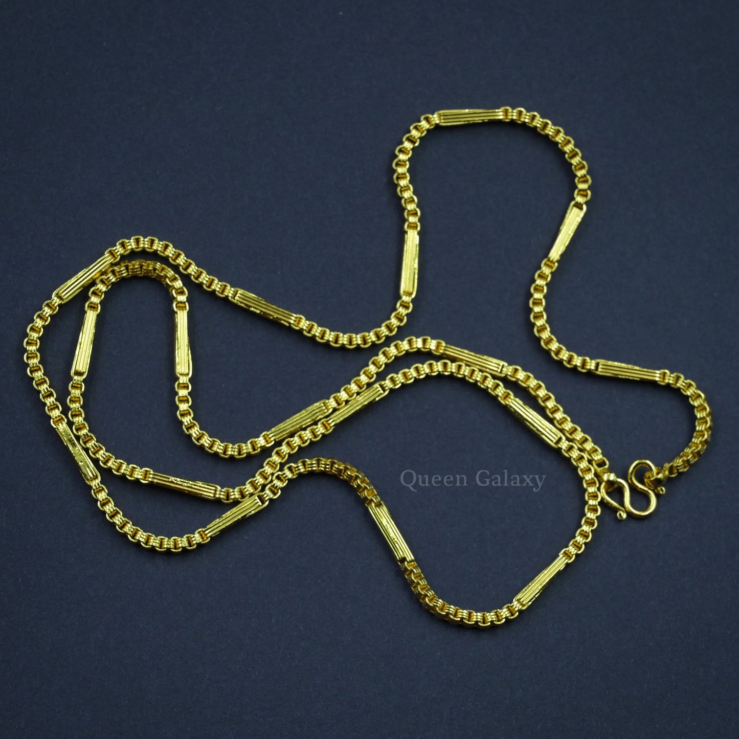 Goldplated Pineapple Chain