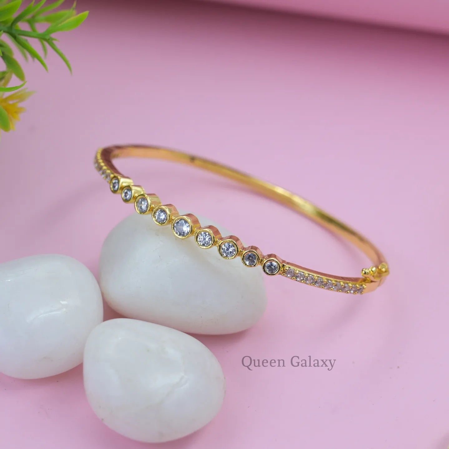 Goldplated AD Stone Lock Bangle