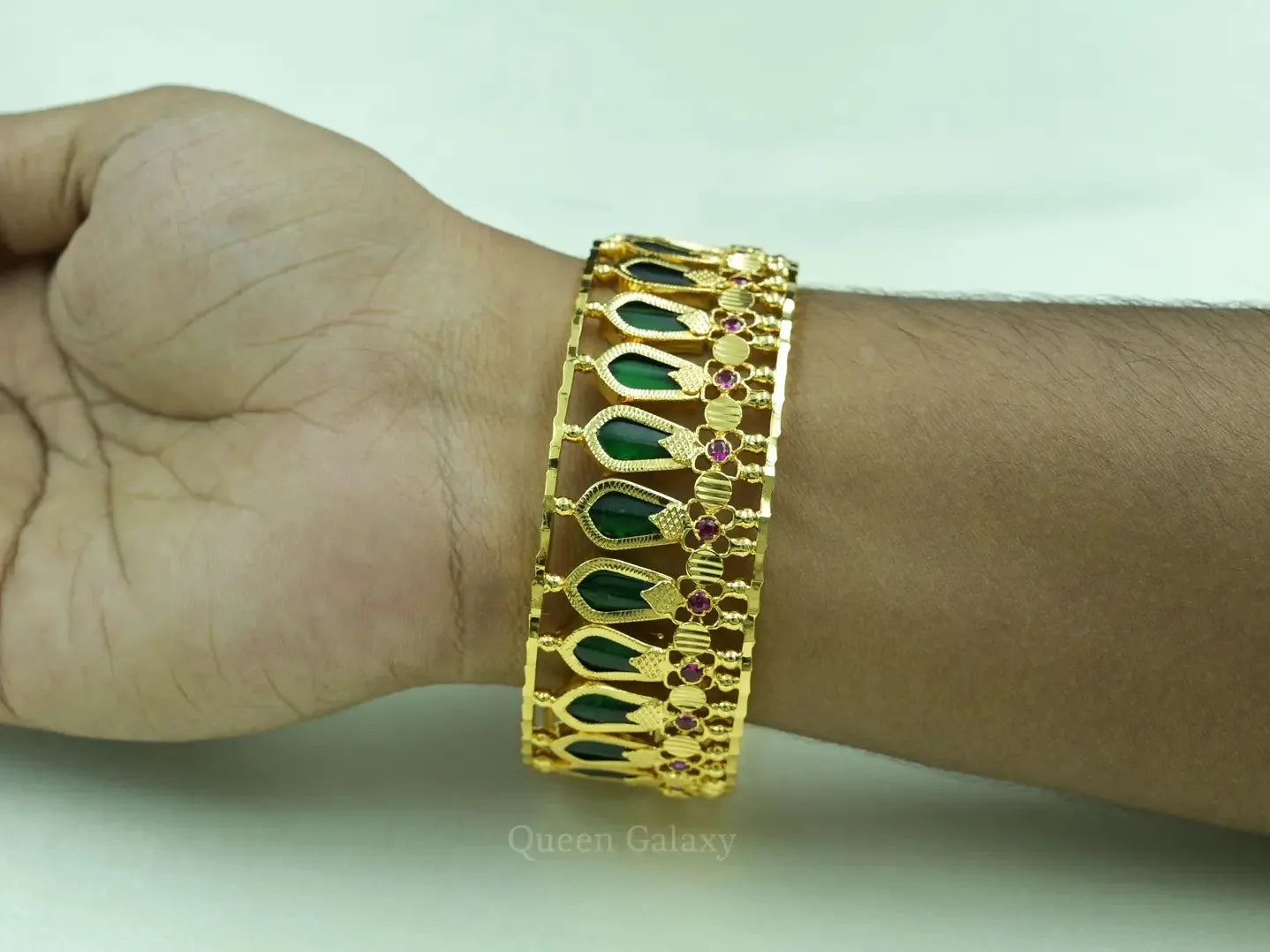 Goldplated Palakka Nagapadam Bangles
