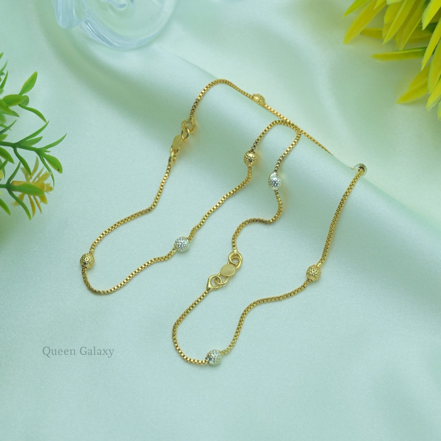 White Goldplated Ball Anklet