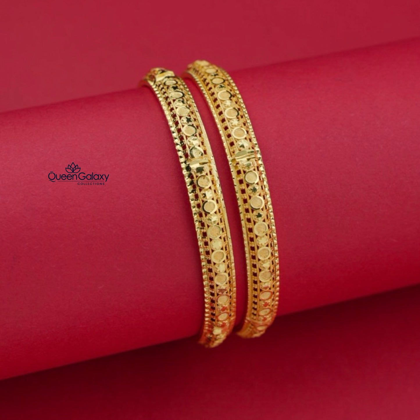 Goldplated Bangles