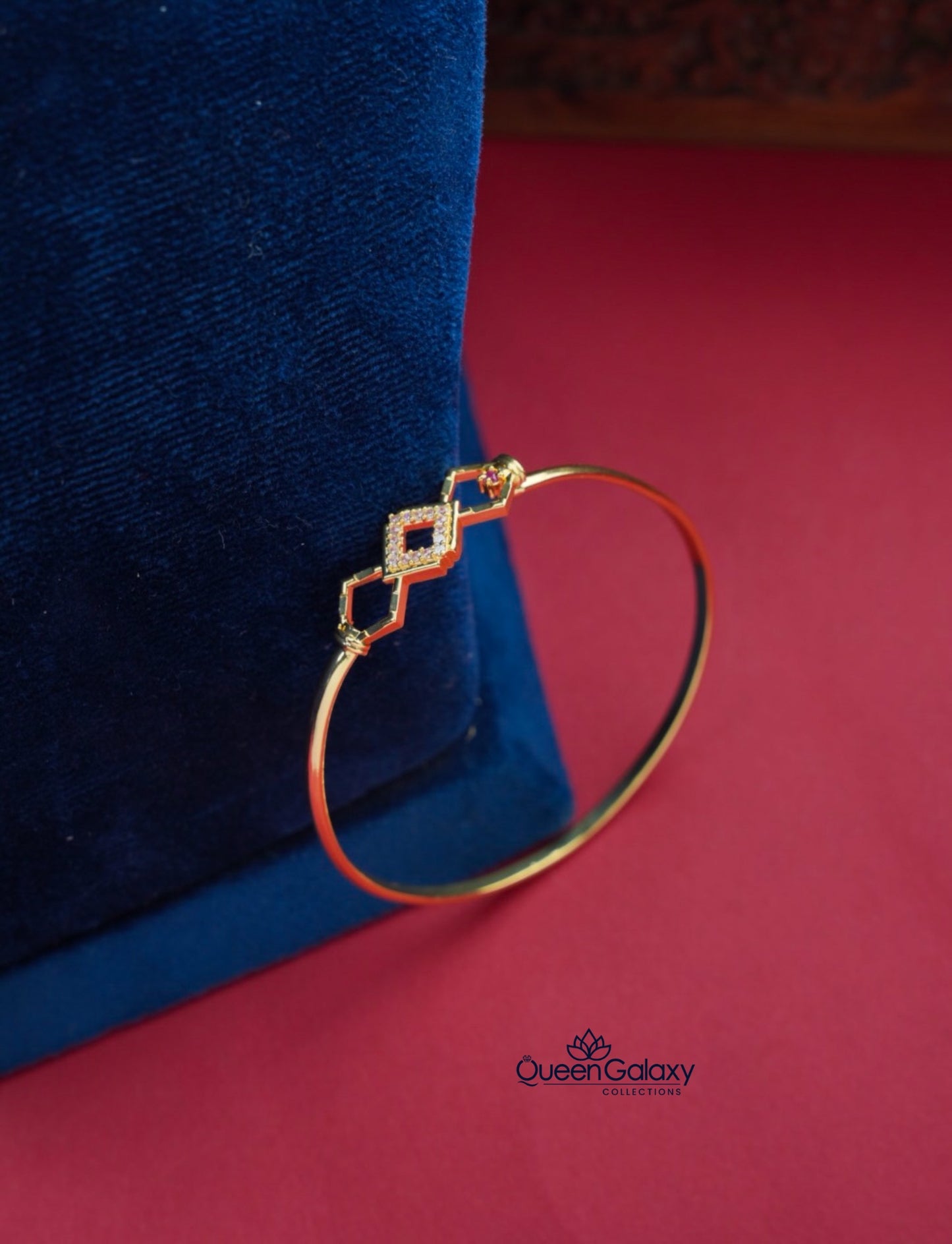Goldplated Lock Bangles