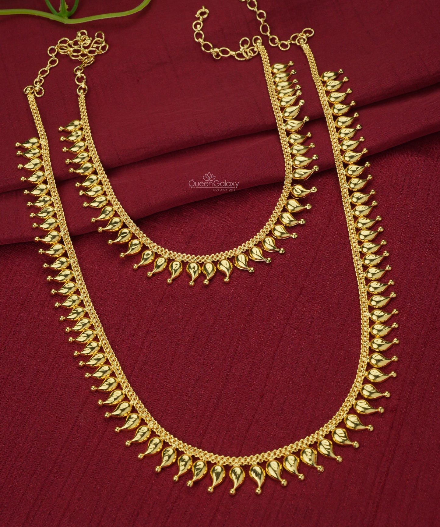 Goldplated Necklace and Longharam