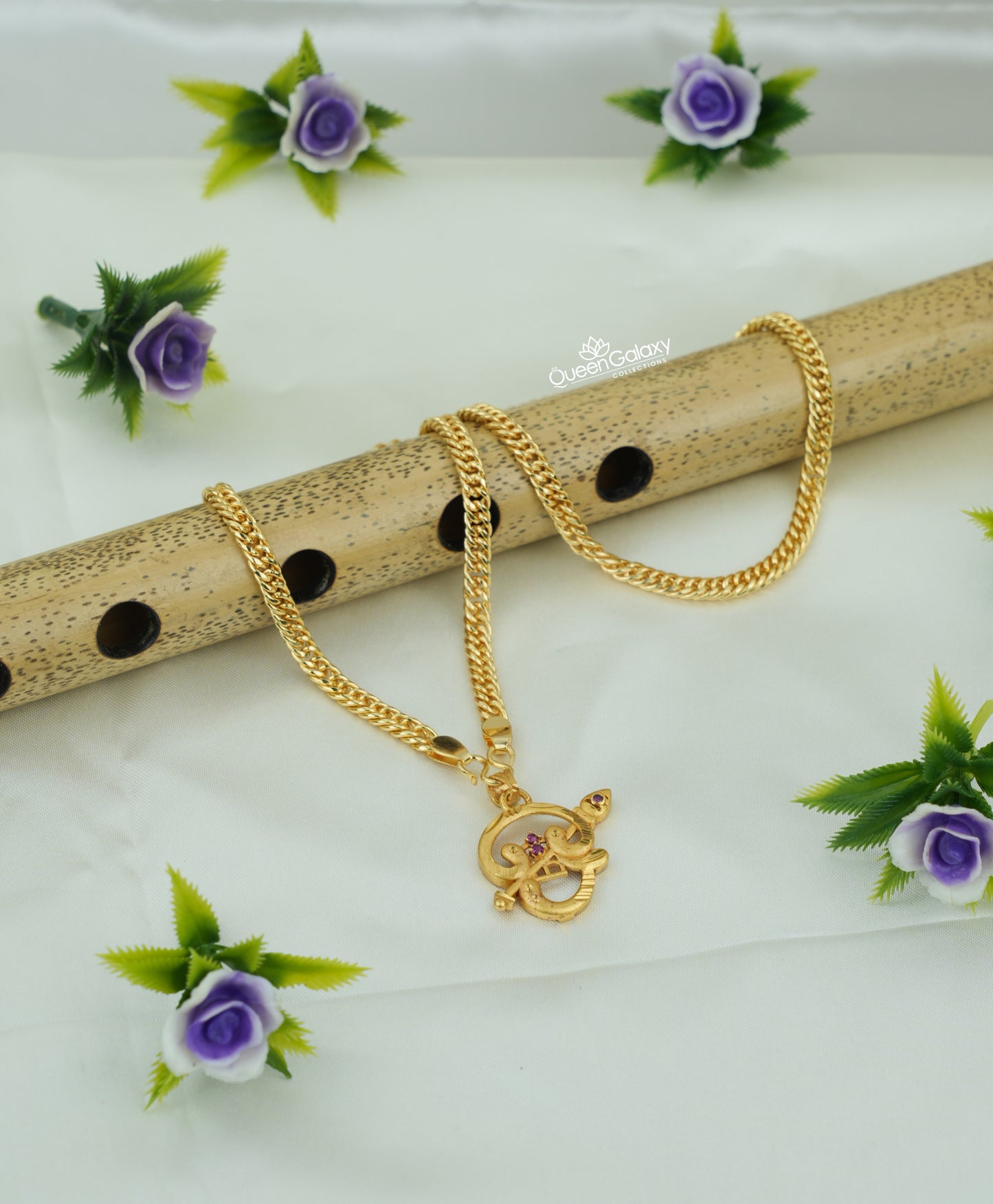Goldplated Chain With Pendant