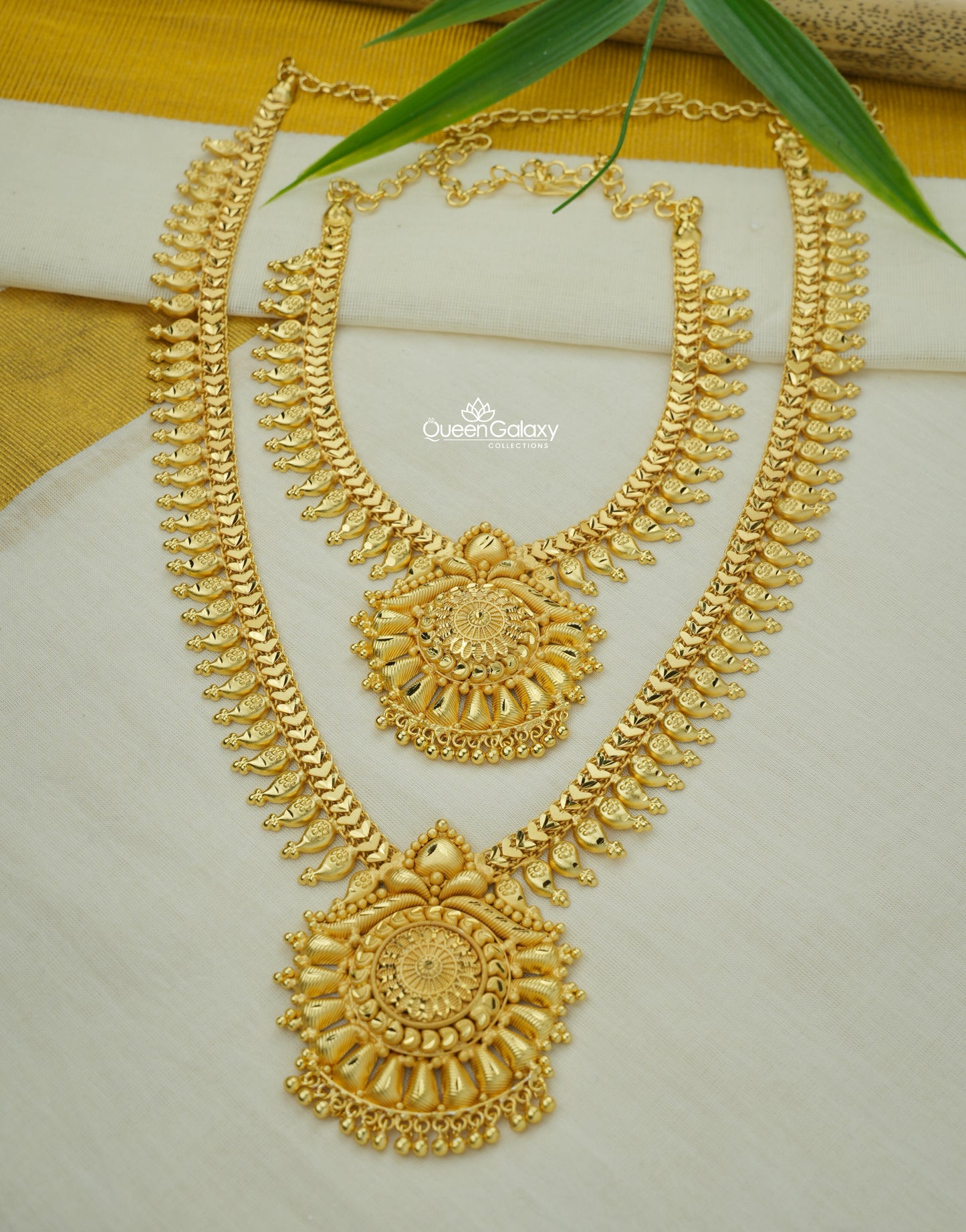 Goldplated Necklace And Longharam