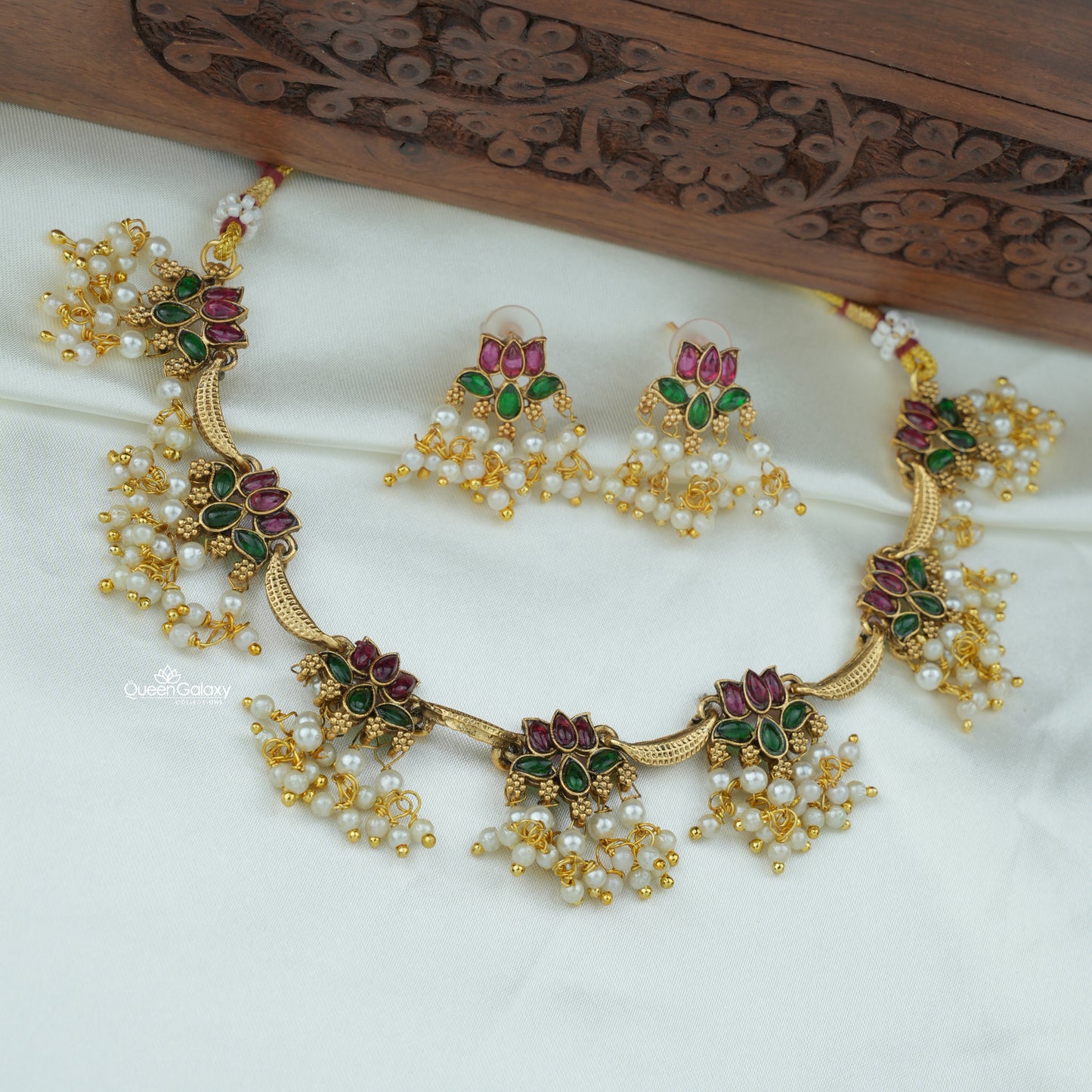 Antique Necklace With Earrings