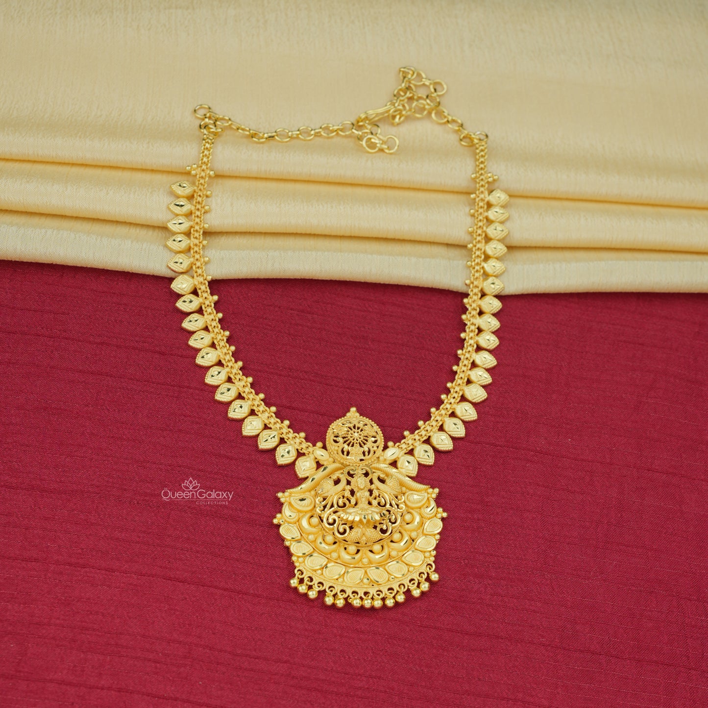 Goldplated Necklace