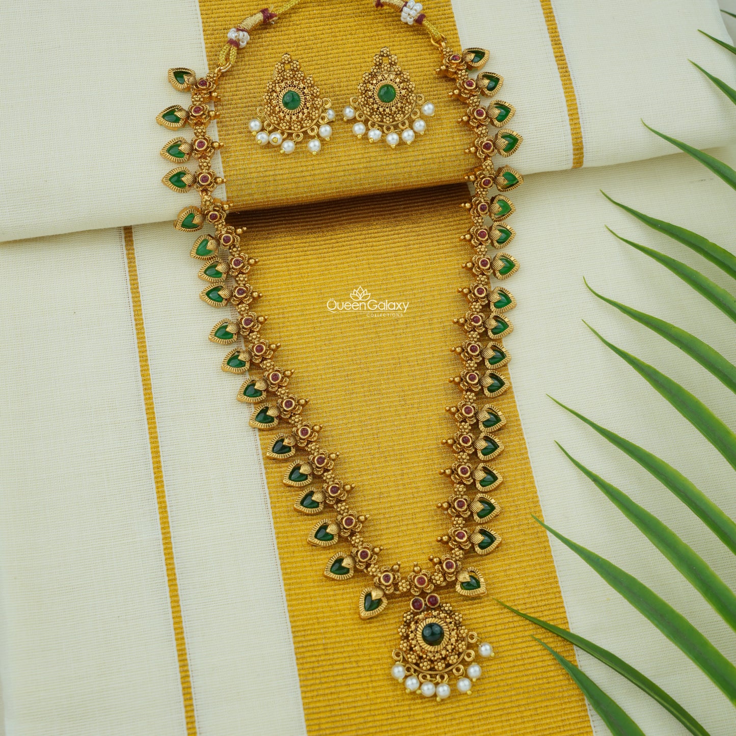 Antique Palakka Longharam With Stud