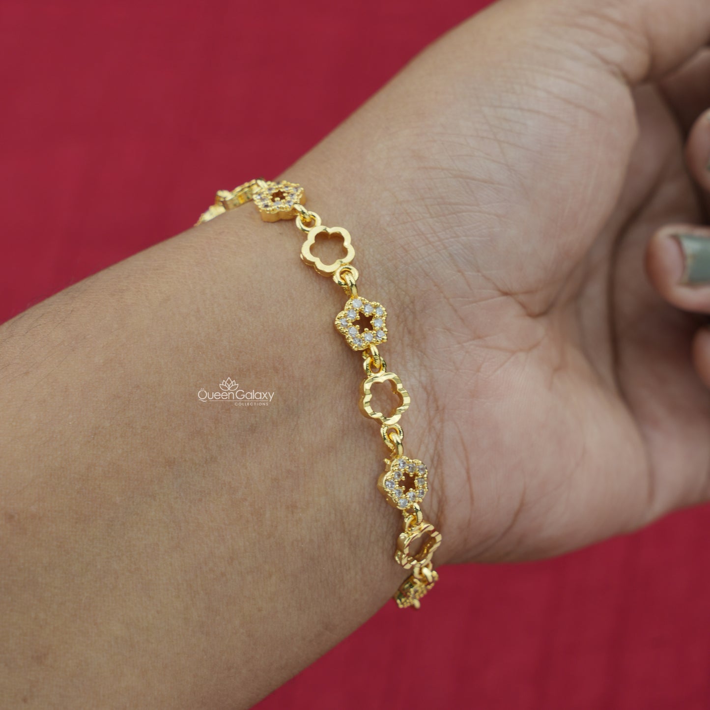 Goldplated AD Stone Bracelet