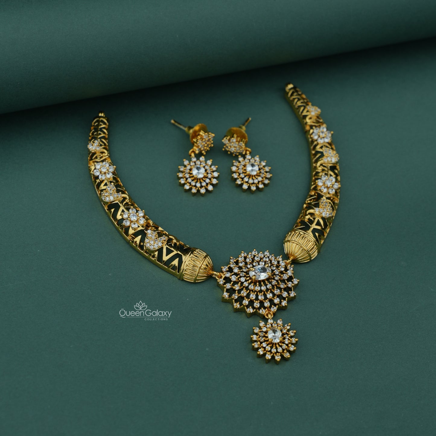 Antique AD Stone Choker With Earrings