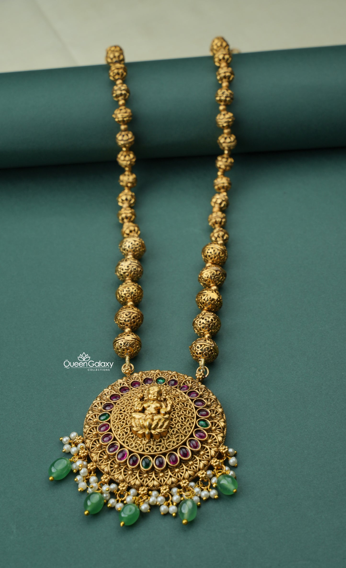 Antique Lakshmi Necklace With Jimikki