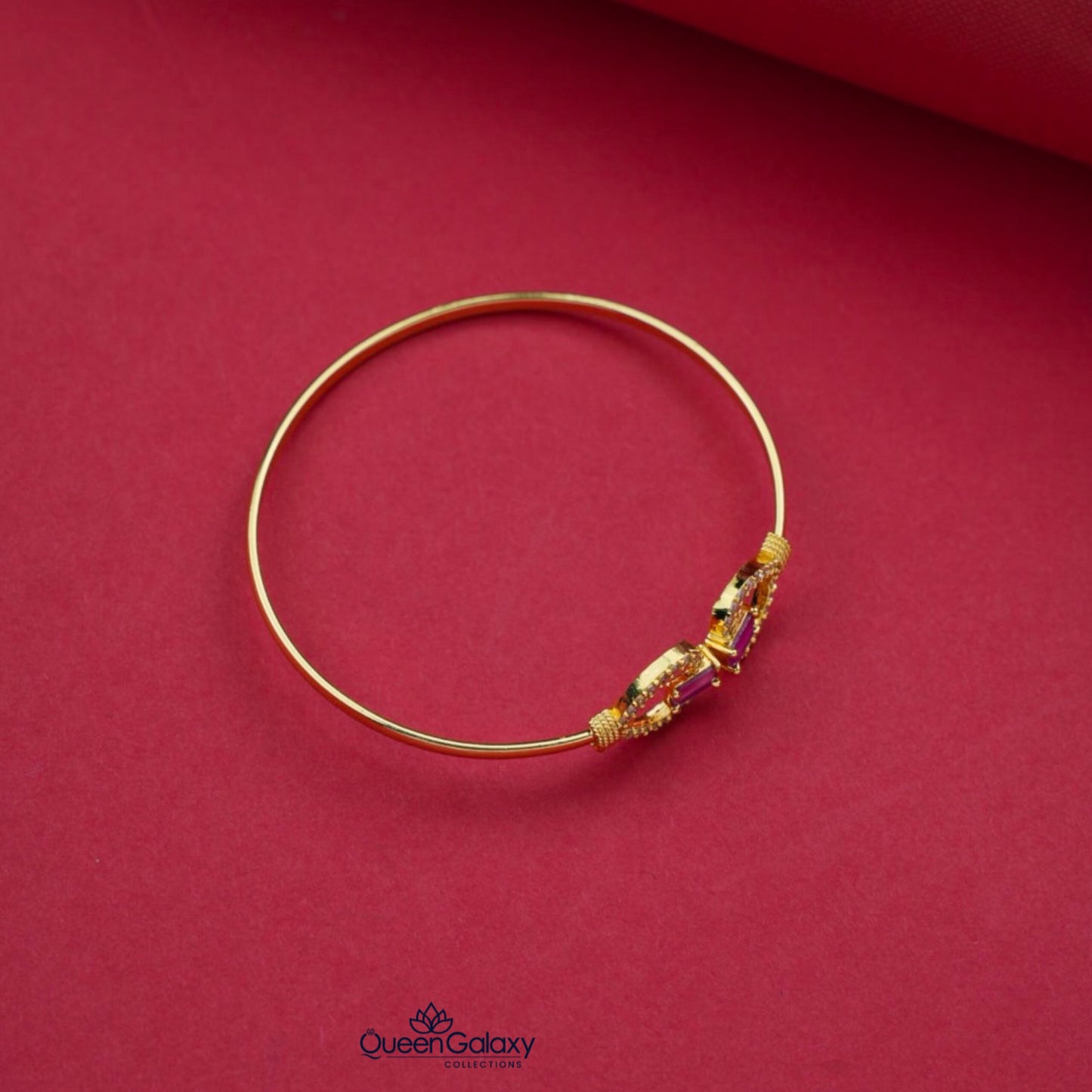 Goldplated AD Stone Lock Bnagles