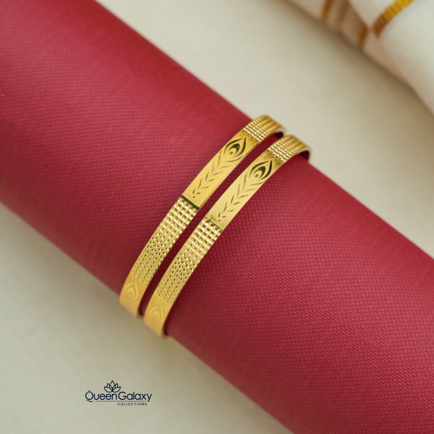 Goldplated Bangles