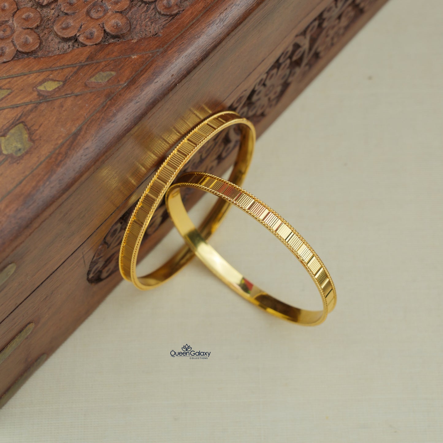 Goldplated Bangles