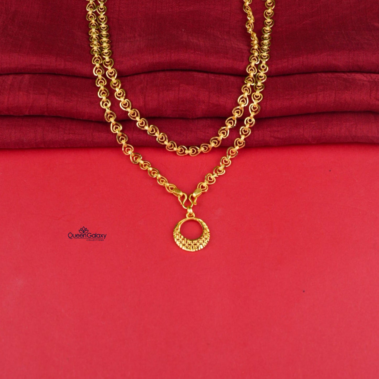 Goldplated Chain With Pendant