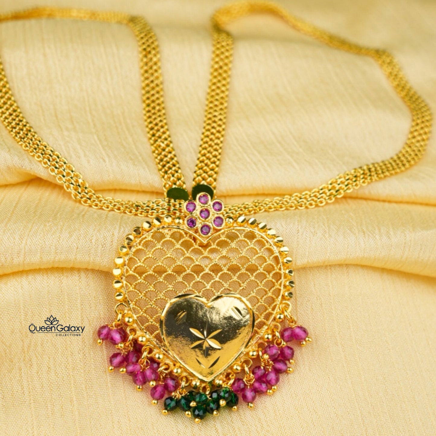 Goldplated Chain With Pendant