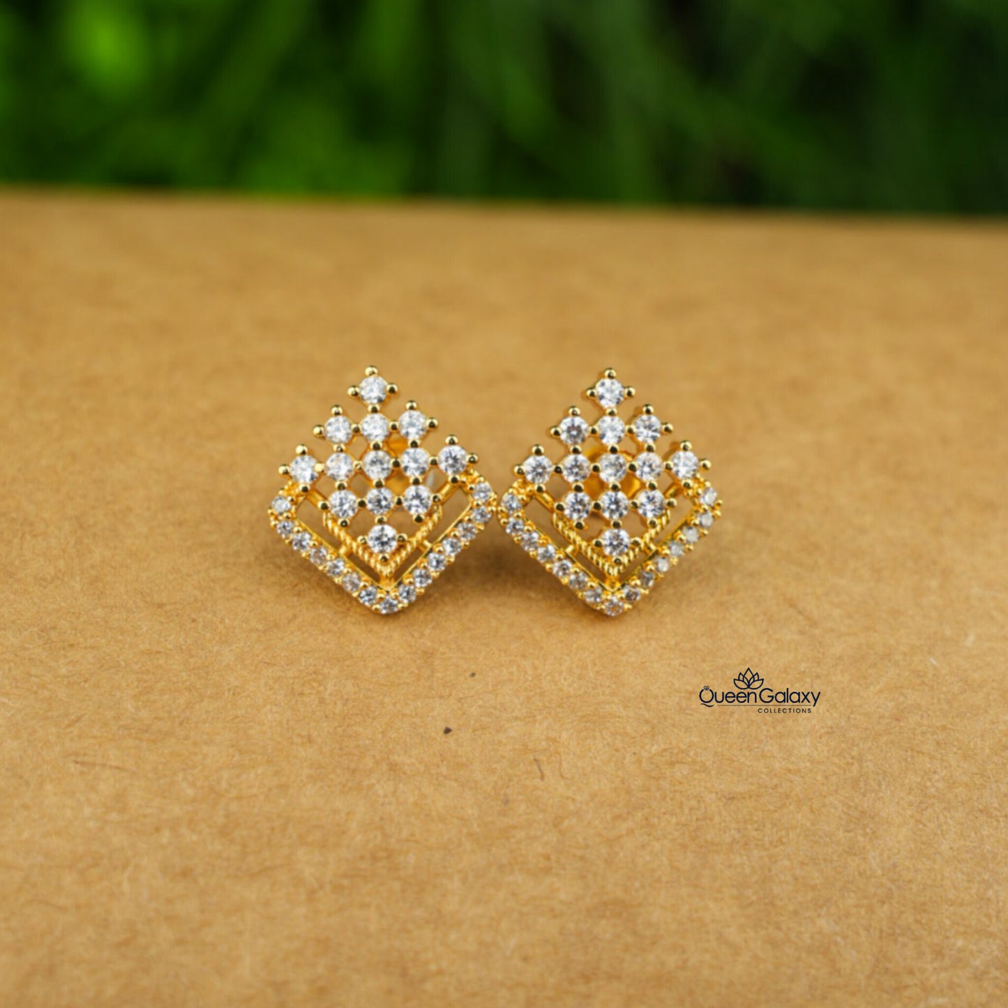 Goldplated AD Stone Stud