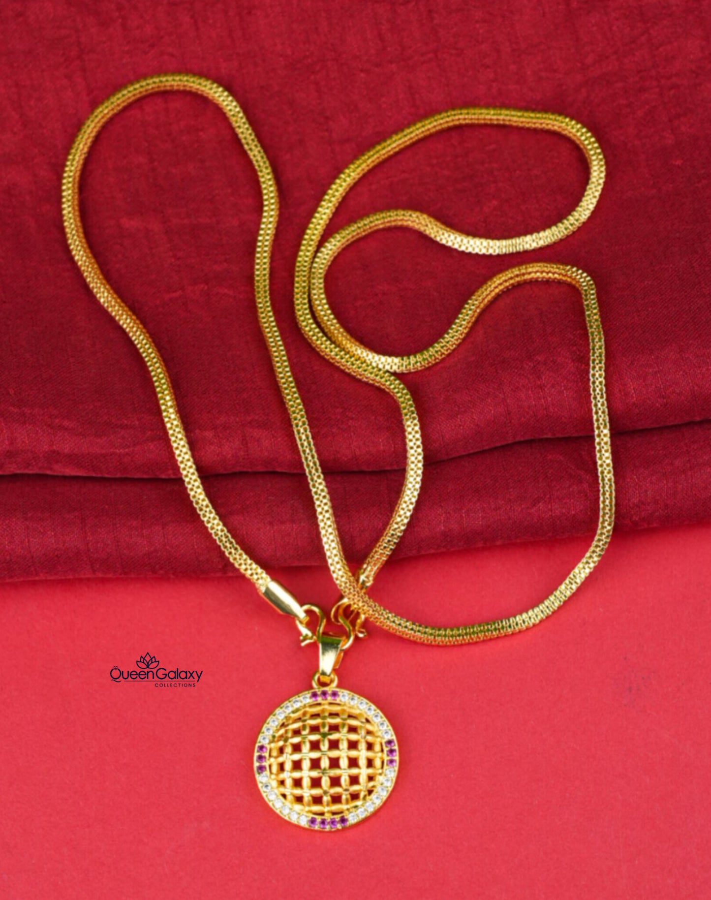 Goldplated Chain With Pendant