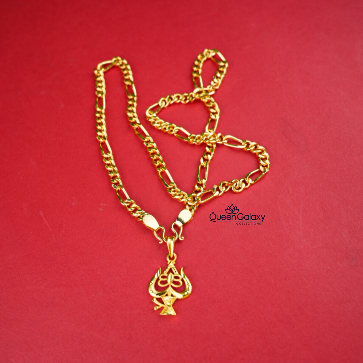 Goldplated Chain With Pendant