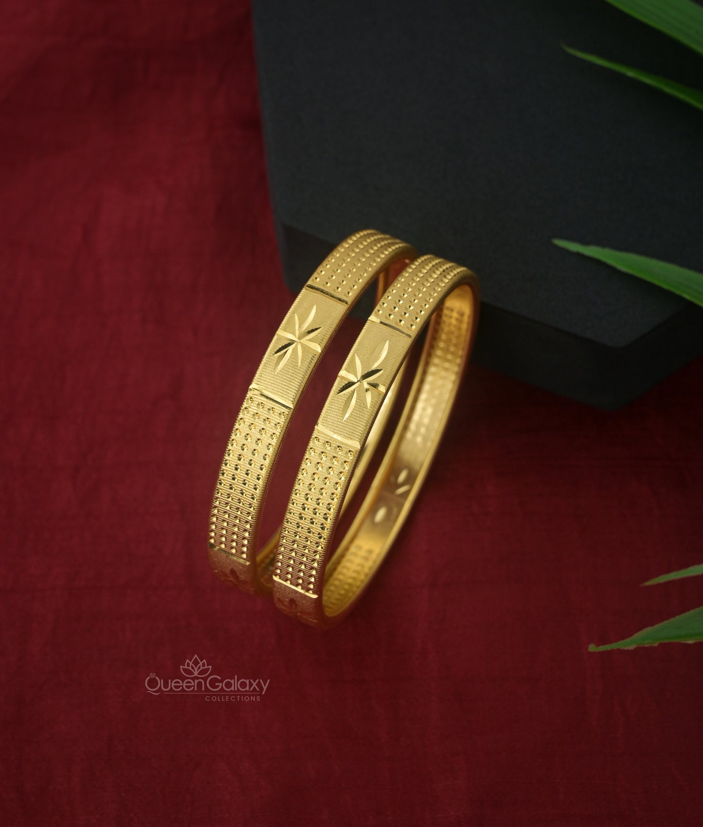 Goldplated Bangles