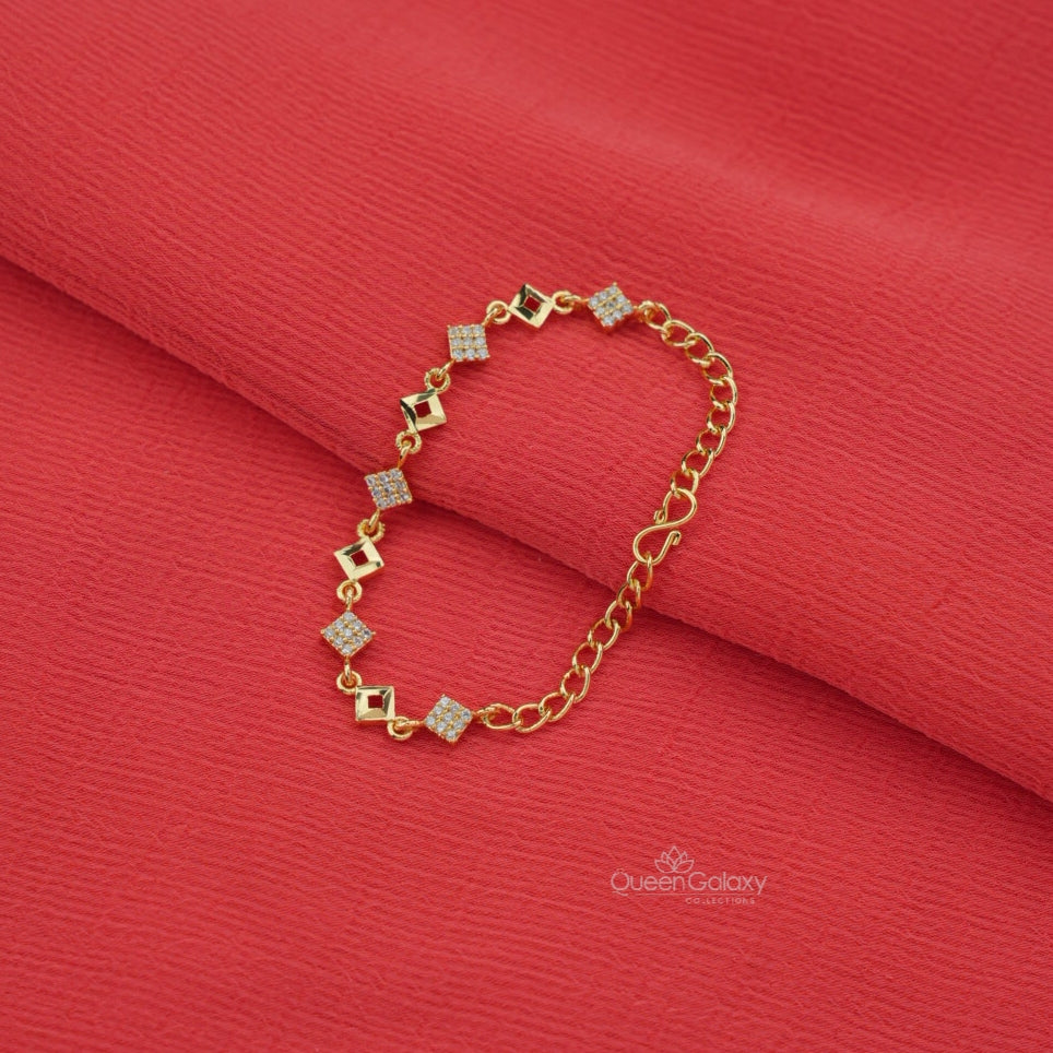 Goldplated AD Stone Bracelet