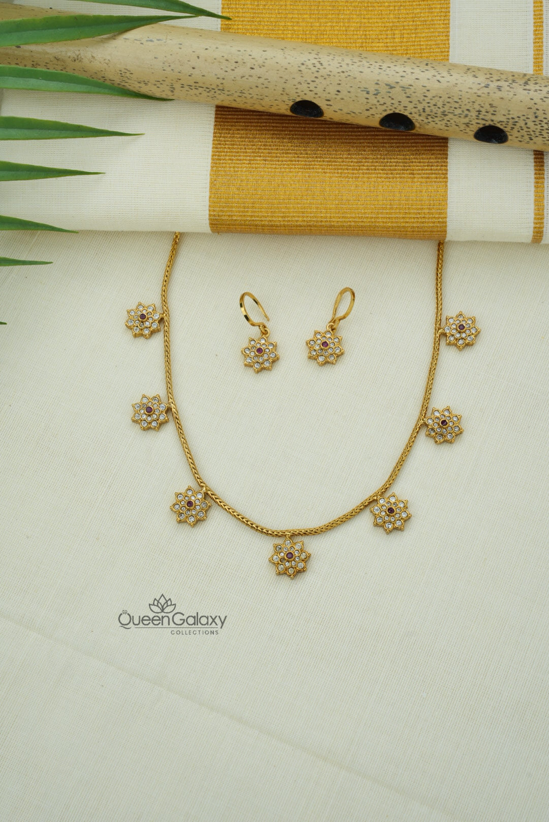 Antique AD Stone Necklace With Stud