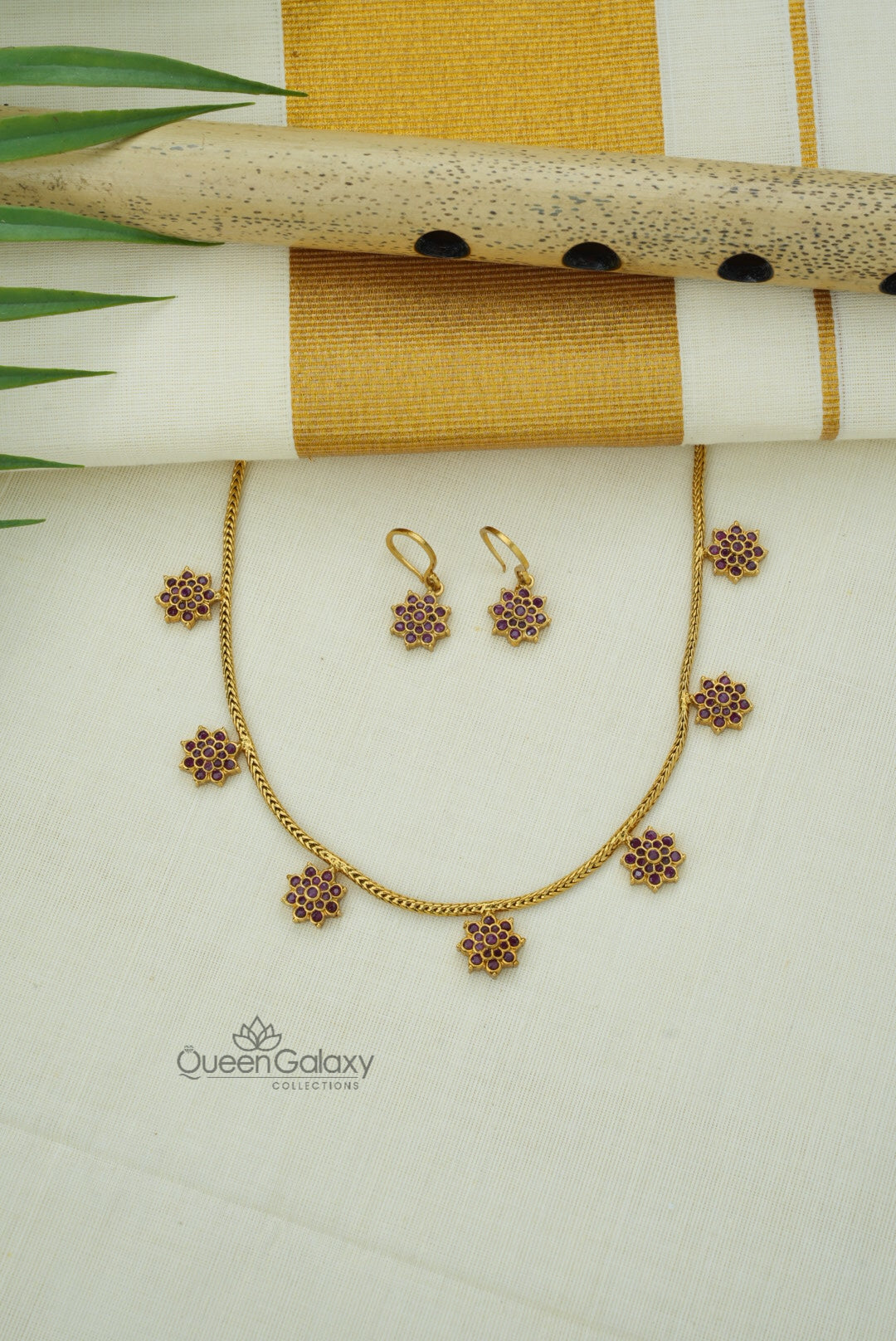 Antique AD Stone Necklace With Stud