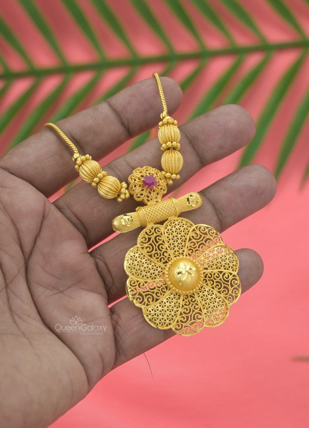 Goldplated AD Stone Necklace