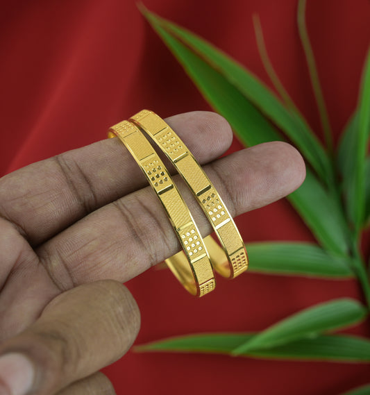 Goldplated Bangles