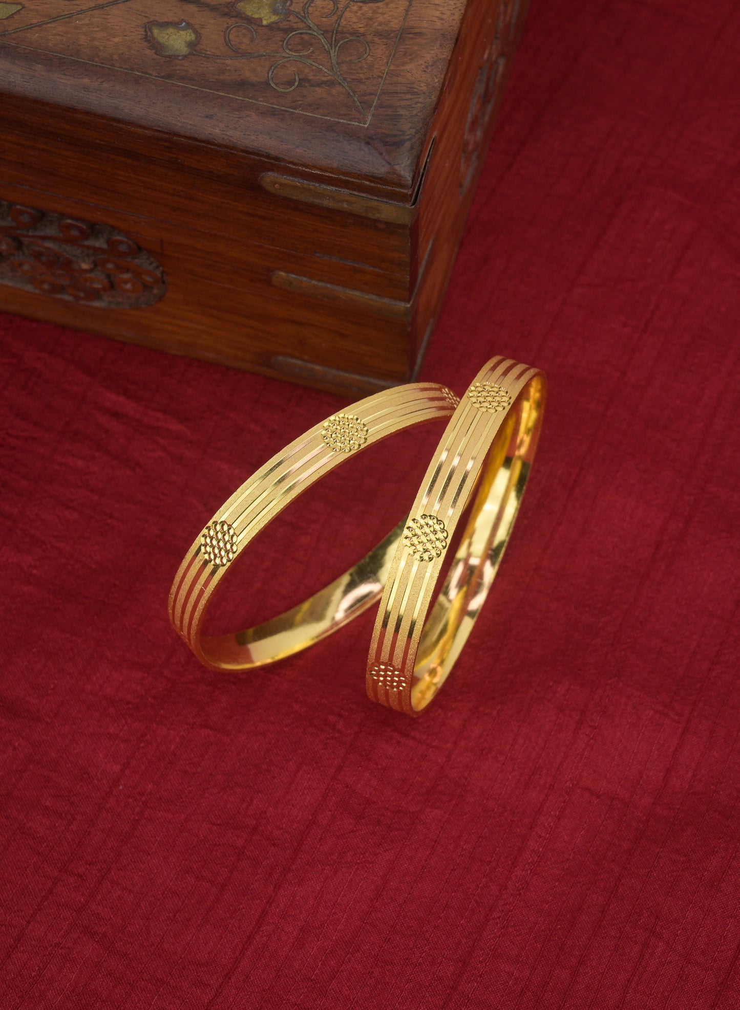 Goldplated Bangles