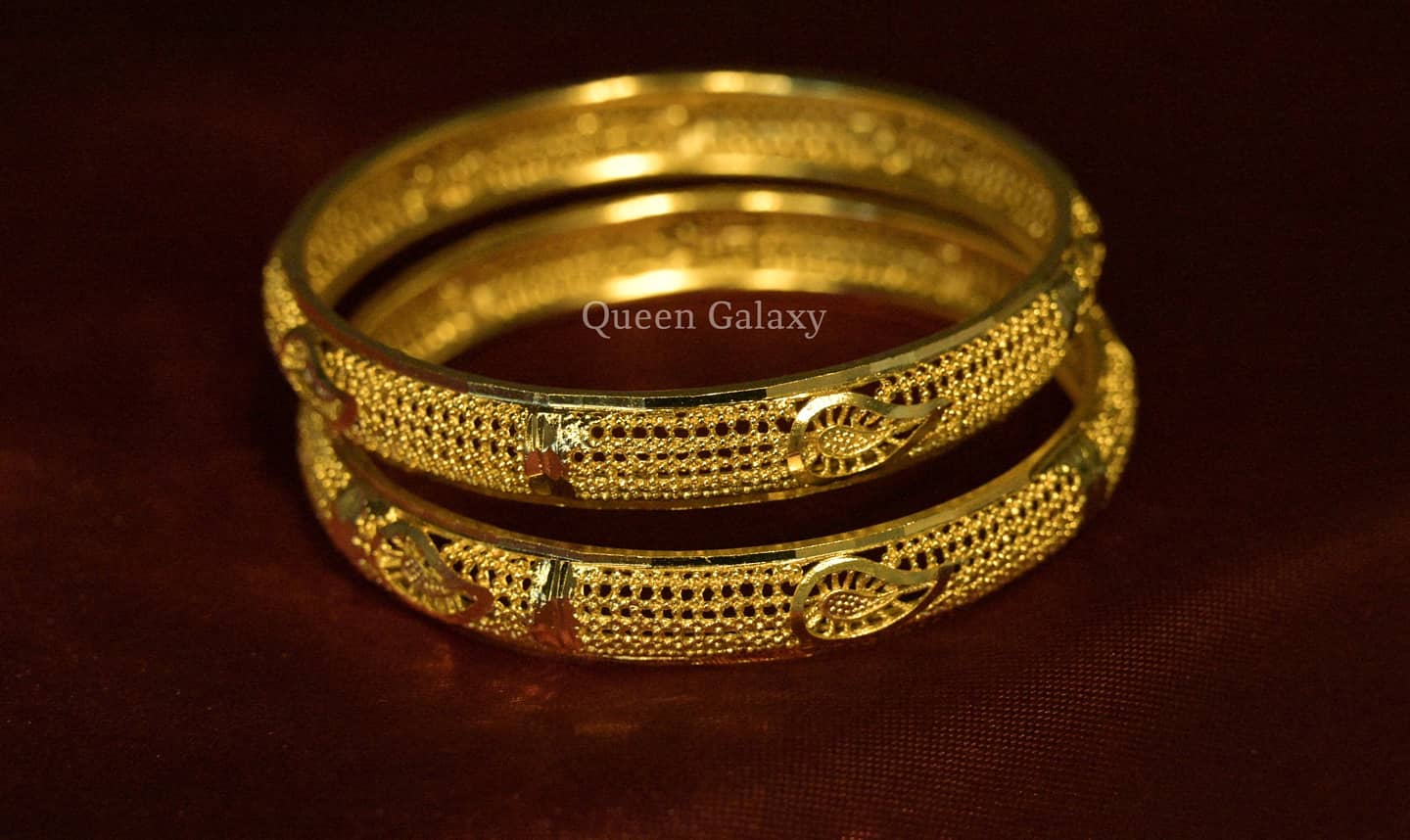 Goldplated Bangles