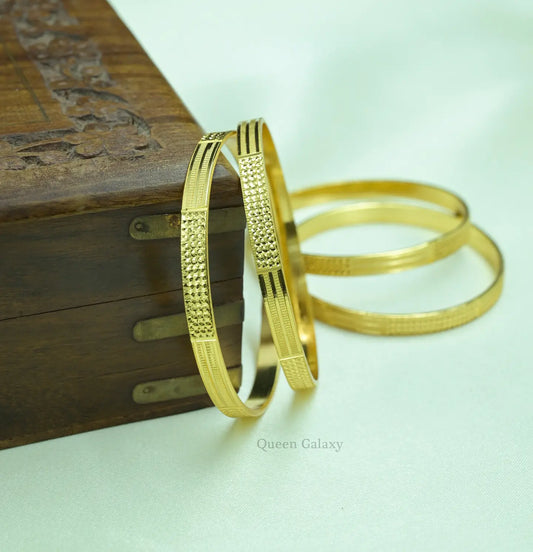 Goldplated Bangles