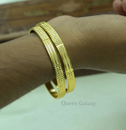 Goldplated Bangles