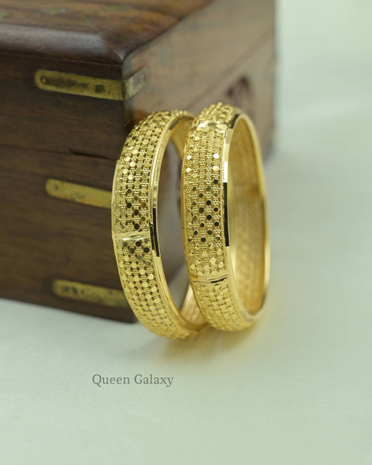 Goldplated Bangles