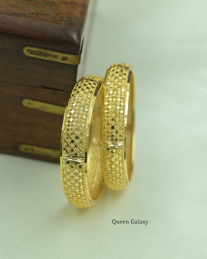 Goldplated Bangles