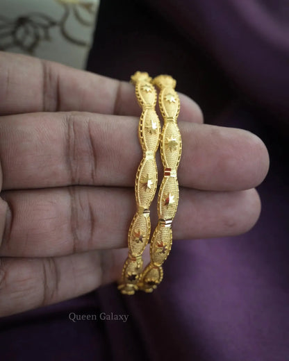 Goldplated Bangles