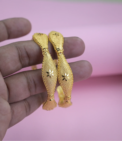 Goldplated Bangles