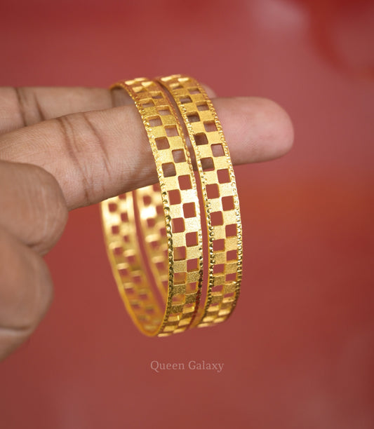 Goldplated Bangles