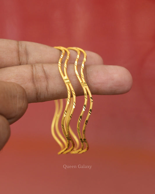 Goldplated Bangles
