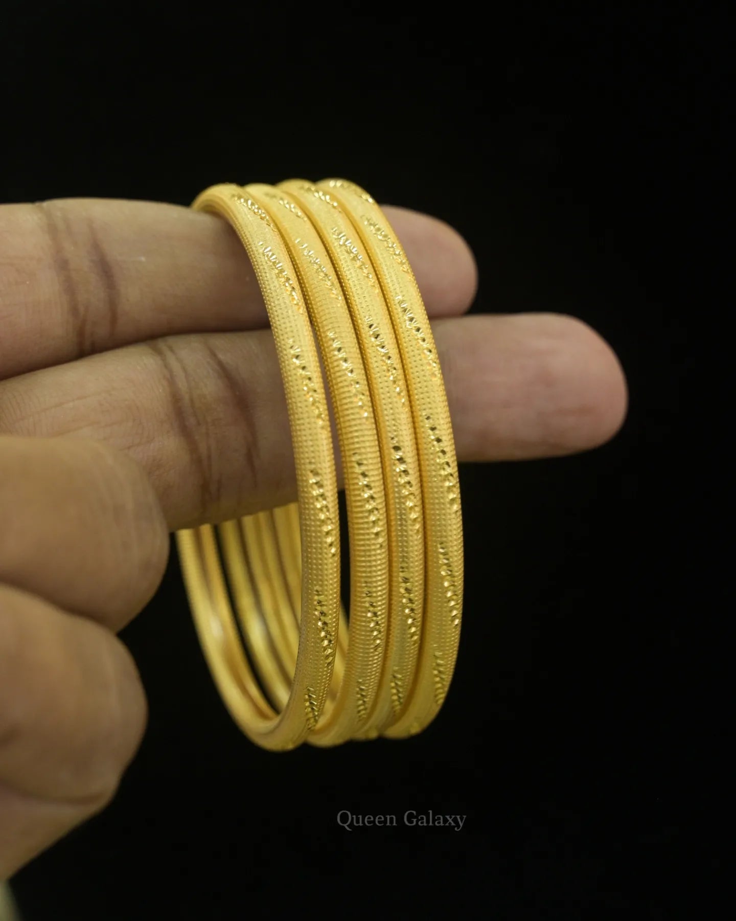 Goldplated Bangles