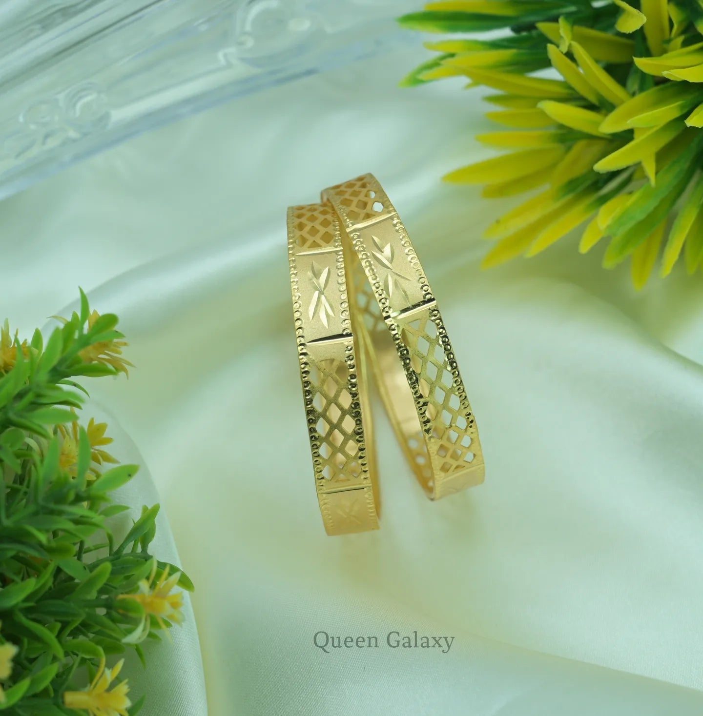 Goldplated Bangles