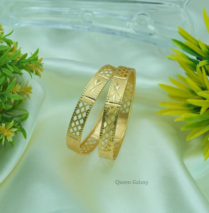 Goldplated Bangles
