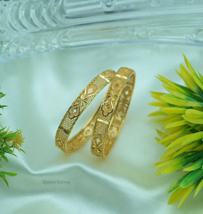 Goldplated Bangles