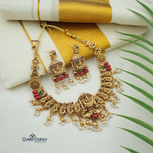 Antique Necklace With Earrings