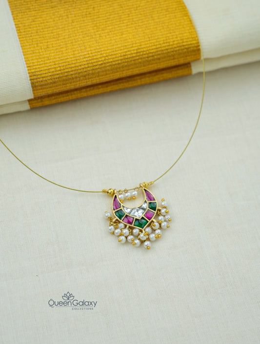 Antique Invisible AD Stone Necklace