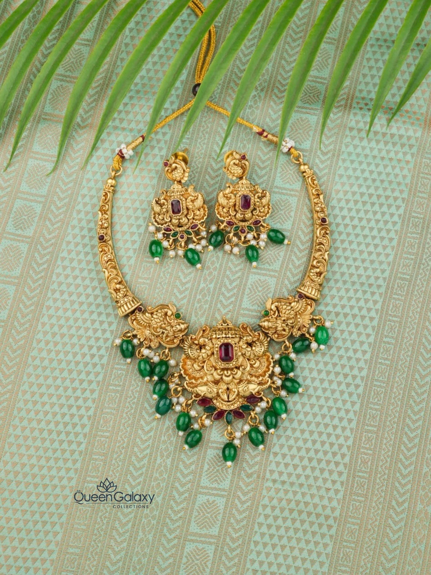 Antique Necklace With Earrings