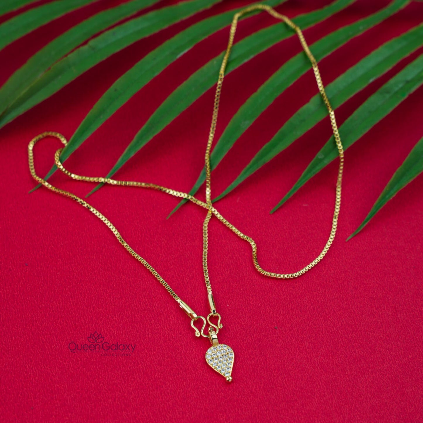 Goldplated Chain With Daimond Look Thali