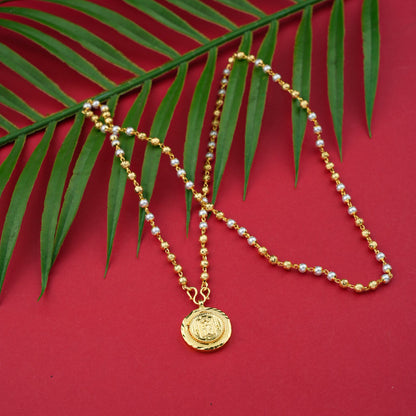 Goldplated White Pearl Chain With Pendent