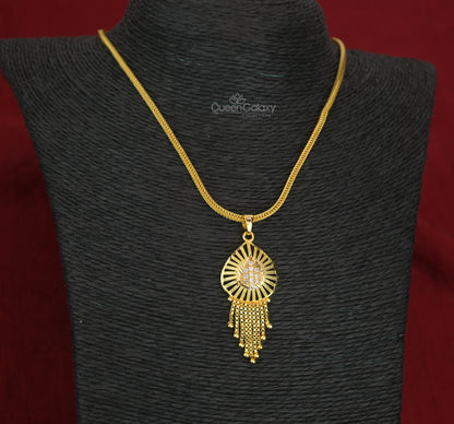 Goldplated Chain With Pendant
